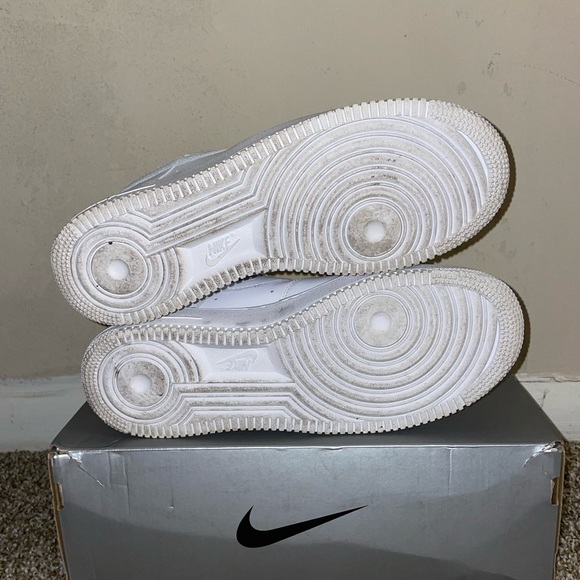 Nike Air Force 1 - Picture 4 of 4